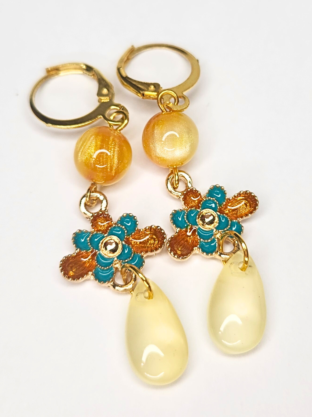 • Earrings • Enamel Shine