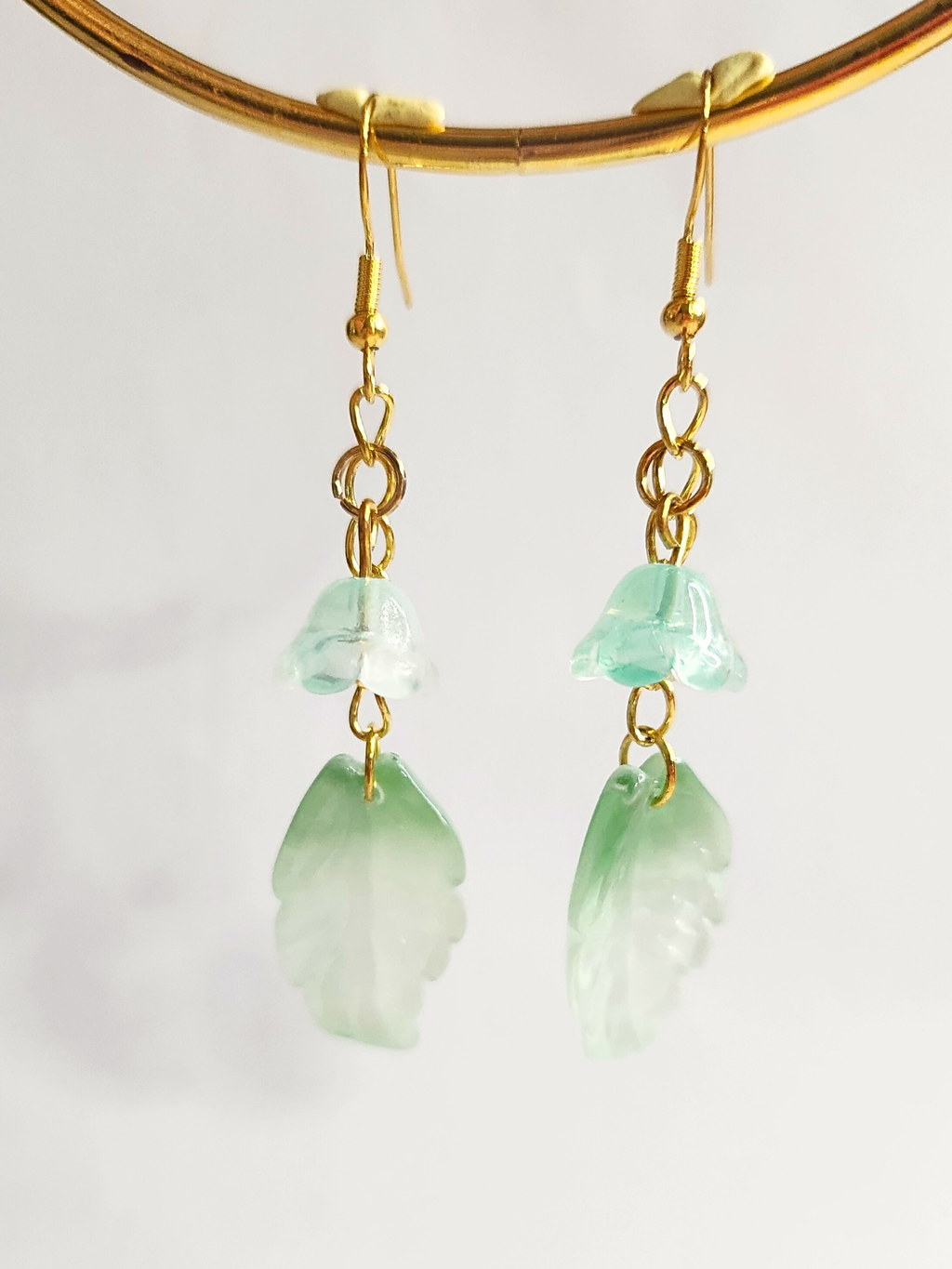 • Boucles d'oreilles • Brise Printanière