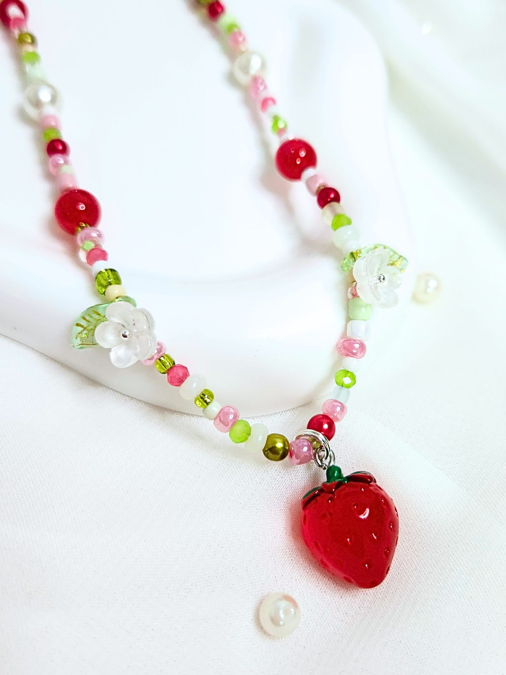 • Collier • Fraise Gourmande