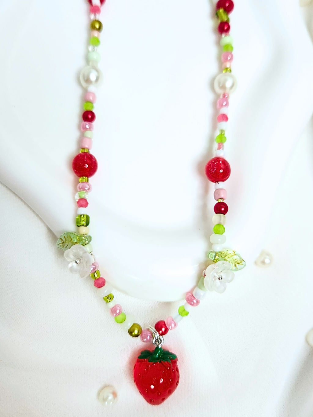 • Collier • Fraise Gourmande