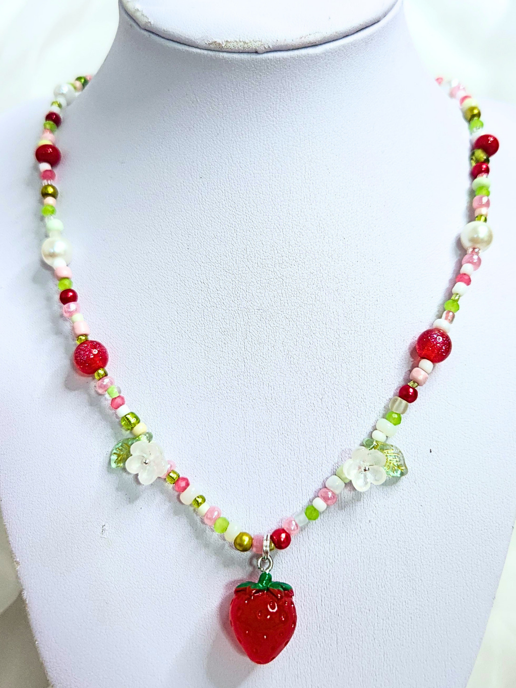 • Collier • Fraise Gourmande