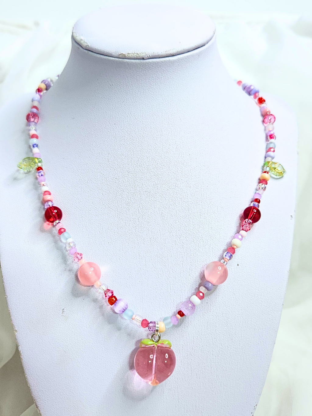 • Collier • Pêche Sucrée