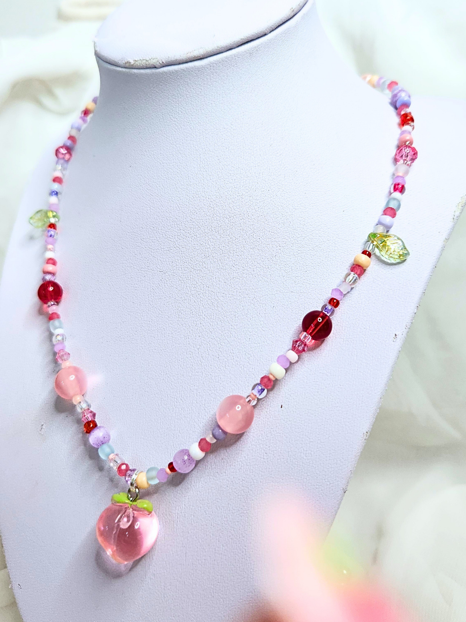 • Collier • Pêche Sucrée