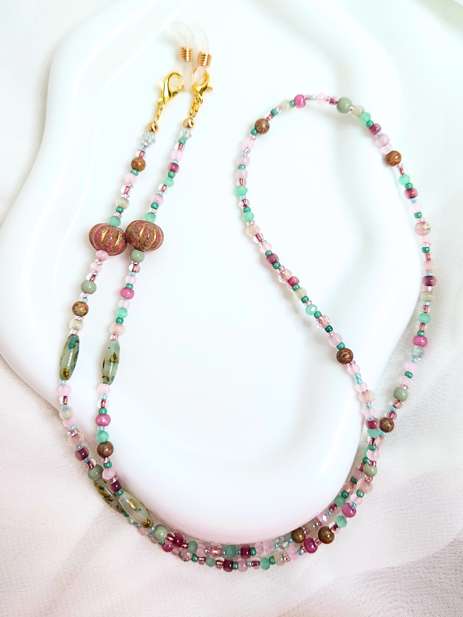 • Eyeglass Chain • Pastel Rose Garden