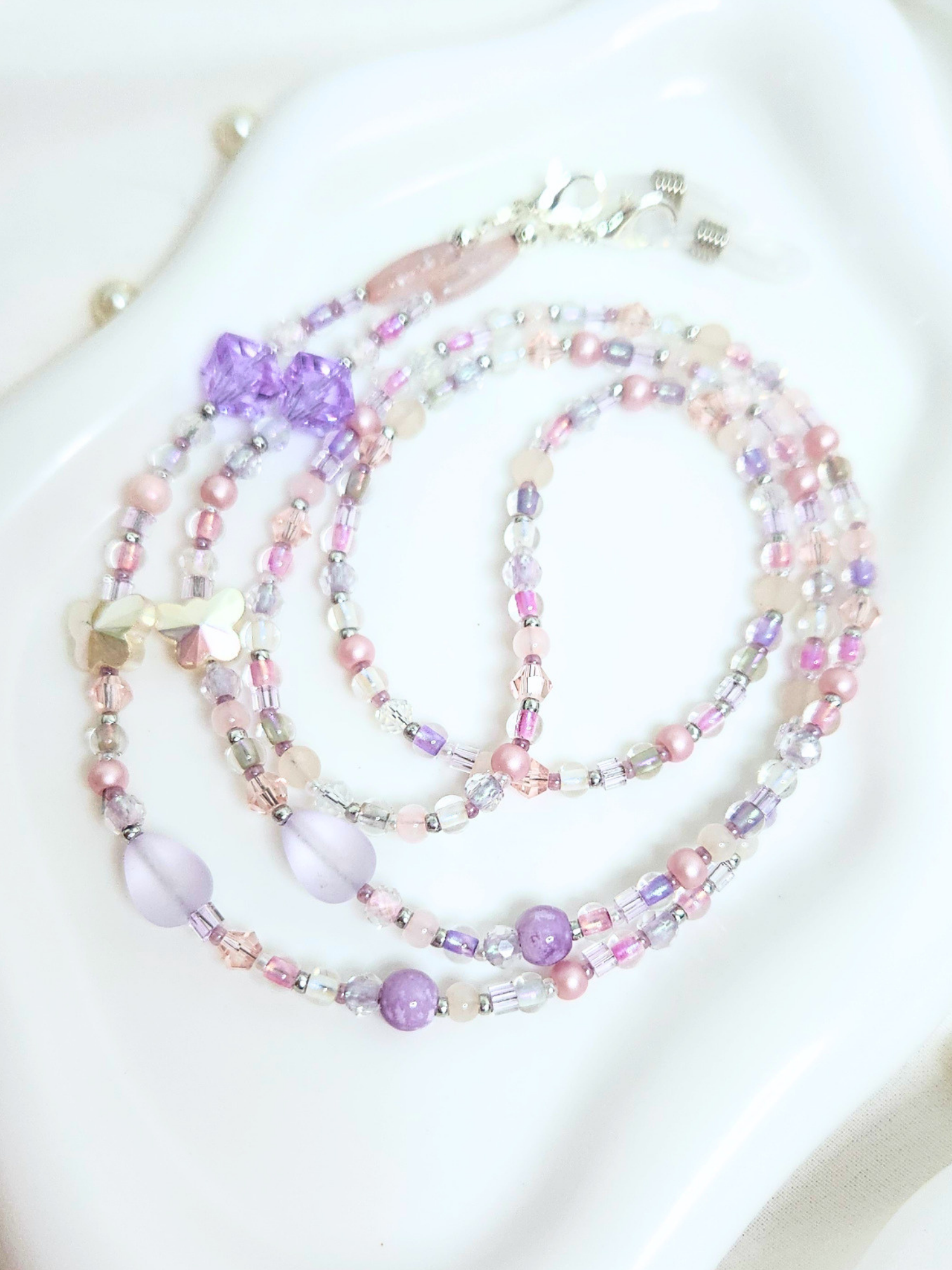 • Chaîne de Lunette • Aube Lilas Papillon